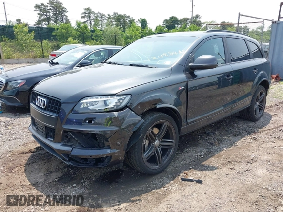 2014 Audi Q7 S line Prestige z VIN WA1DGAFE5ED006957, wystawiony jako IAAI lot #42488440 z przebiegiem 123 814 mil mil oraz . Historia ofert i sprzedaży dostępna na DreamBid. Obrazek 2.