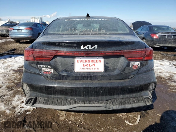 2022 Kia Forte LXS with VIN 3KPF24AD4NE428908, listed as a Copart auction lot 45915795 with 21,107 mi miles and Salvage Title. Bid and sale history available at carsss.com. Image 6.