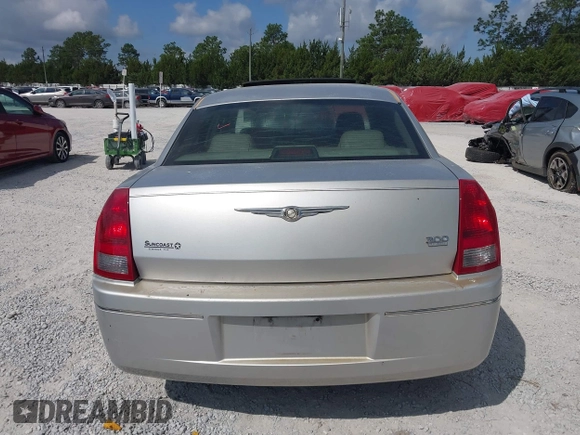 2006 Chrysler 300 Touring z VIN 2C3KA53G86H109231, wystawiony jako IAAI lot #42299031 z przebiegiem Nie podano mil oraz . Historia ofert i sprzedaży dostępna na DreamBid. Obrazek 15.