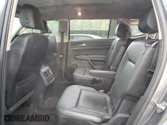 2020 Volkswagen Atlas SE with VIN 1V2UR2CA2LC502422, listed as a Copart auction lot 84052564 with 52,750 mi miles and Salvage title. Bid and sale history available at DreamBid. Image 11.