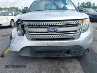 2013 Ford Explorer z VIN 1FM5K7B84DGA44152, wystawiony jako IAAI lot #42477702 z przebiegiem 201 296 mil mil oraz . Historia ofert i sprzedaży dostępna na DreamBid. Obrazek 6.