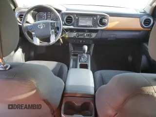 2018 Toyota Tacoma SR5 with VIN 3TMAZ5CN0JM064214, listed as a Copart auction lot 54200645 with 112,336 mi miles and Salvage Title. Bid and sale history available at DreamBid. Image 8.