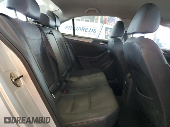 2011 Volkswagen Jetta TDI with VIN 3VWLL7AJ3BM078323, listed as a Copart auction lot 61812565 with 123,307 mi miles and Salvage title. Bid and sale history available at DreamBid. Image 10.