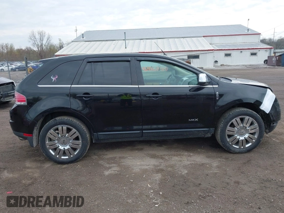 2008 Lincoln MKX z VIN 2LMDU88CX8BJ33894, wystawiony jako IAAI lot #42062310 z przebiegiem 254 077 mil mil oraz . Historia ofert i sprzedaży dostępna na DreamBid. Obrazek 13.