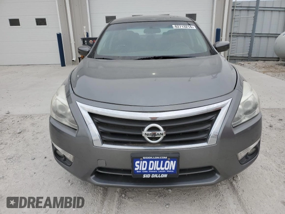 2015 Nissan Altima SV with VIN 1N4AL3AP4FC136296, listed as a Copart auction lot 82713214 with 143,138 mi miles and Clean Title. Bid and sale history available at DreamBid. Image 5.