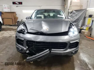 2015 Porsche Cayenne Diesel z VIN WP1AF2A24FLA35760, wystawiony jako Copart lot #43628215 z przebiegiem 162 980 mil mil oraz Szkoda całkowita • Salvage title. Historia ofert i sprzedaży dostępna na DreamBid. Obrazek 5.