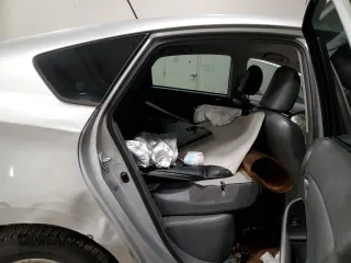 2011 Toyota Prius I z VIN JTDKN3DU8B5306801, wystawiony jako Copart lot #41186164 z przebiegiem Nie podano mil oraz Szkoda całkowita • Salvage title. Historia ofert i sprzedaży dostępna na DreamBid. Obrazek 10.