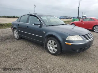 2003 Volkswagen Passat GLX with VIN WVWTH63B93P438260, listed as a Copart auction lot 74855644 with 0 mi miles and Non Repairable. Bid and sale history available at carsss.com. Image 4.