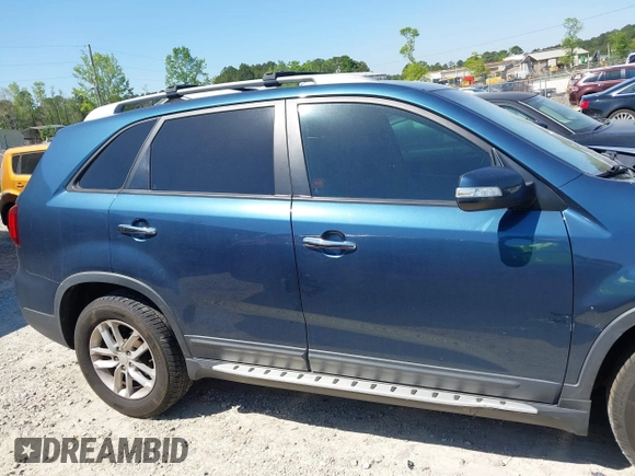 2014 Kia Sorento LX with VIN 5XYKT3A65EG474225, listed as a IAAI auction lot 42059313 with 190,803 mi miles and . Bid and sale history available at DreamBid. Image 13.
