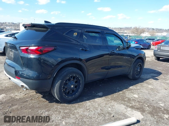 2020 Chevrolet Blazer LT z VIN 3GNKBHRS5LS678981, wystawiony jako IAAI lot #41882477 z przebiegiem Nie podano mil oraz . Historia ofert i sprzedaży dostępna na DreamBid. Obrazek 4.