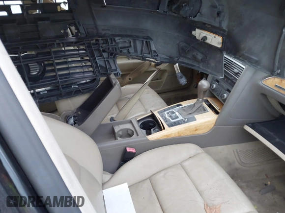 2006 Audi A6 with VIN WAUDG74F26N032963, listed as a IAAI auction lot 41366015 with 999,999 mi miles. Bid and sale history available at carsss.com. Image 5.