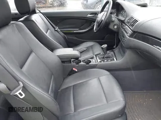 2001 BMW 3 Series 325Ci with VIN WBABS33431JY41788, listed as a IAAI auction lot 41557645 with 199,732 mi miles. Bid and sale history available at carsss.com. Image 5.