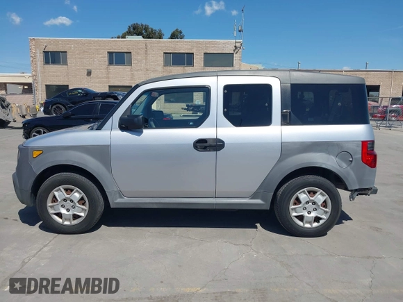 2005 Honda Element LX with VIN 5J6YH18335L004267, listed as a IAAI auction lot 41955187 with 136,283 mi miles and . Bid and sale history available at DreamBid. Image 15.