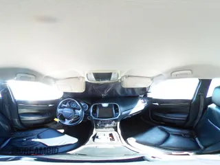 2015 Chrysler 300 Limited z VIN 2C3CCAAG5FH838054, wystawiony jako Copart lot #55480325 z przebiegiem 171 058 mil mil oraz Szkoda całkowita • Salvage title. Historia ofert i sprzedaży dostępna na DreamBid. Obrazek 14.