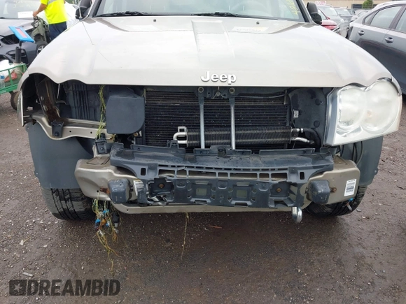 2006 Jeep Grand Cherokee Laredo with VIN 1J4HR48N46C259964, listed as a IAAI auction lot 42698023 with 201,624 mi miles and . Bid and sale history available at DreamBid. Image 6.