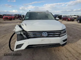 2021 Volkswagen Tiguan SE with VIN 3VV3B7AX9MM153671, listed as a Copart auction lot 83048724 with 45,086 mi miles and Salvage Title. Bid and sale history available at DreamBid. Image 5.