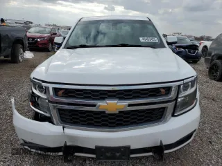 2017 Chevrolet Tahoe Commercial with VIN 1GNLCDEC6HR213726, listed as a Copart auction lot 43453425 with 137,168 mi miles and Salvage title. Bid and sale history available at DreamBid. Image 5.