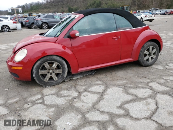 2006 Volkswagen Beetle z VIN 3VWRF31Y06M321471, wystawiony jako Copart lot #84939994 z przebiegiem 206 104 mil mil oraz Szkoda całkowita • Salvage title. Historia ofert i sprzedaży dostępna na DreamBid. Obrazek 1.
