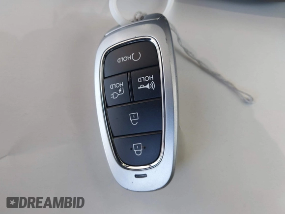 2024 Hyundai Ioniq 5 SE z VIN KM8KM4DE5RU246280, wystawiony jako IAAI lot #41506472 z przebiegiem 15 679 mil mil oraz . Historia ofert i sprzedaży dostępna na DreamBid. Obrazek 11.