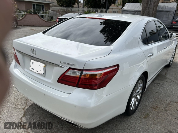 2012 Lexus LS 460 z VIN JTHBL5EF0C5109820, wystawiony jako IAAI lot #41795530 z przebiegiem 66 289 mil mil oraz . Historia ofert i sprzedaży dostępna na DreamBid. Obrazek 4.
