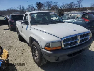 2004 Dodge Dakota with VIN 1D7FL16K34S555699, listed as a Copart auction lot 47423785 with 0 mi miles and Salvage Title. Bid and sale history available at carsss.com. Image 4.