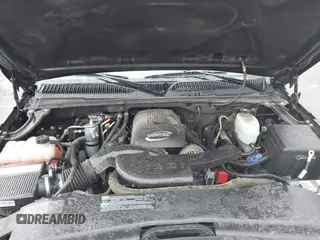 2005 Cadillac Escalade z VIN 1GYEC63T95R181022, wystawiony jako IAAI lot #41777173 z przebiegiem 44 348 mil mil oraz . Historia ofert i sprzedaży dostępna na DreamBid. Obrazek 10.