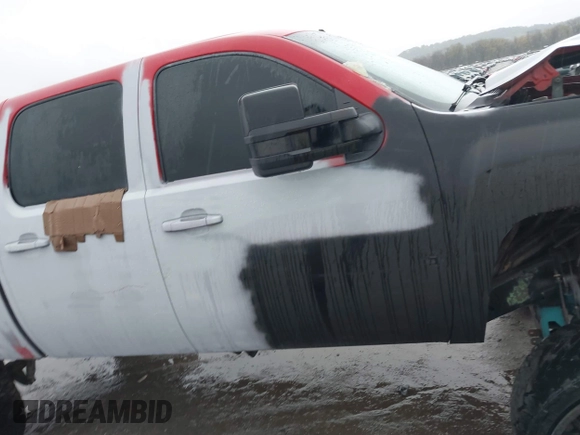 2009 Chevrolet Silverado 1500 LTZ with VIN 3GCEK33M69G242364, listed as a IAAI auction lot 40750344 with Not Provided miles and . Bid and sale history available at DreamBid. Image 13.