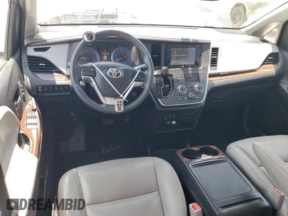 2015 Toyota Sienna Limited with VIN 5TDDK3DC2FS123483, listed as a Copart auction lot 61663545 with 88,390 mi miles and Salvage title. Bid and sale history available at DreamBid. Image 8.