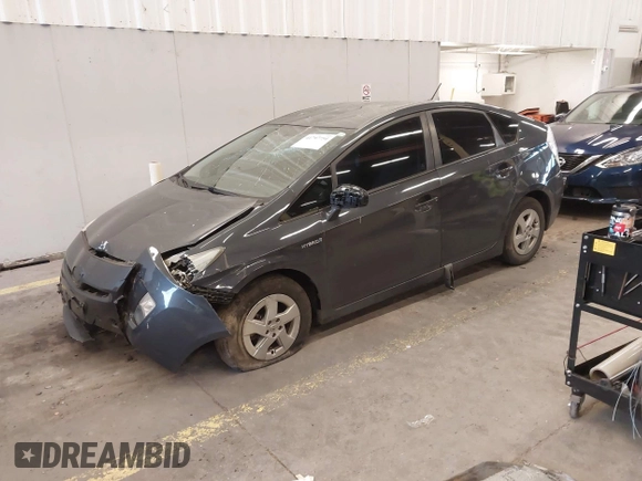 2010 Toyota Prius II with VIN JTDKN3DU9A1100053, listed as a IAAI auction lot 41797754 with 181,190 mi miles. Bid and sale history available at carsss.com. Image 2.