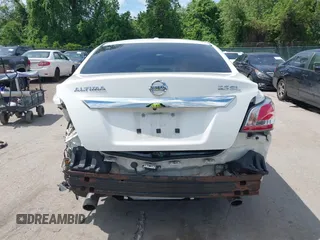 2015 Nissan Altima SL with VIN 1N4BL3AP6FC205820, listed as a IAAI auction lot 42188752 with 155,737 mi miles and . Bid and sale history available at carsss.com. Image 16.
