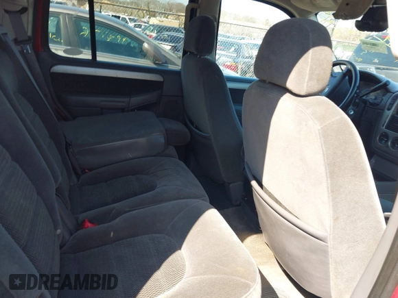 2003 Ford Explorer XLT с VIN 1FMZU73K63UA01504, выставлен на аукционе IAAI как лот 41886349 с пробегом Не указан миль и . История ставок и продаж доступна на DreamBid. Изображение 8.