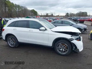 2019 Mercedes-Benz GLC 300 z VIN WDC0G4KB2KV125860, wystawiony jako IAAI lot #41666197 z przebiegiem 66 127 mil mil oraz . Historia ofert i sprzedaży dostępna na DreamBid. Obrazek 13.