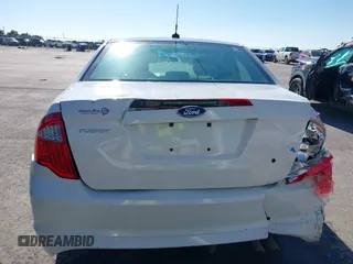 2012 Ford Fusion S with VIN 3FAHP0GA7CR364584, listed as a IAAI auction lot 41664045 with 185,895 mi miles. Bid and sale history available at carsss.com. Image 16.