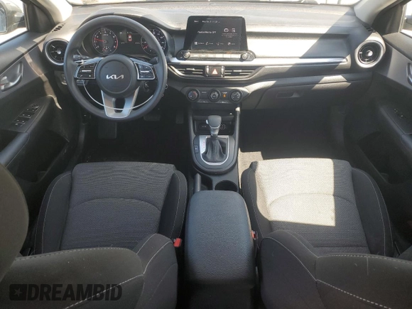 2022 Kia Forte LXS with VIN 3KPF24ADXNE424507, listed as a Copart auction lot 52427235 with 57,205 mi miles and Salvage Title. Bid and sale history available at DreamBid. Image 8.