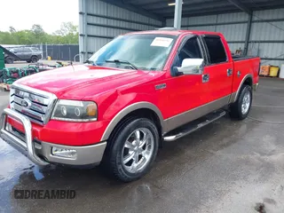 2005 Ford F-150 XLT с VIN 1FTPW12595KD34244, выставлен на аукционе IAAI как лот 41950731 с пробегом 245 535 миль миль и . История ставок и продаж доступна на DreamBid. Изображение 2.