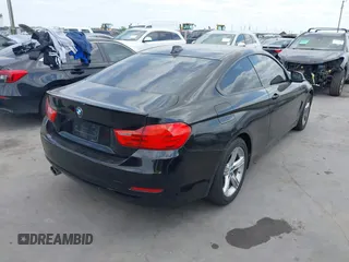 2015 BMW 4 Series 428i xDrive с VIN WBA3N9C50FK247734, выставлен на аукционе IAAI как лот 42050172 с пробегом 82 475 миль миль и . История ставок и продаж доступна на DreamBid. Изображение 4.