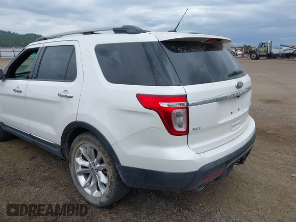 2011 Ford Explorer XLT with VIN 1FMHK8D83BGA83862, listed as a IAAI auction lot 42565783 with 152,406 mi miles and . Bid and sale history available at DreamBid. Image 3.
