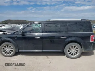 2017 Ford Flex Limited z VIN 2FMHK6D83HBA13153, wystawiony jako IAAI lot #41868284 z przebiegiem 134 732 mil mil oraz . Historia ofert i sprzedaży dostępna na DreamBid. Obrazek 14.