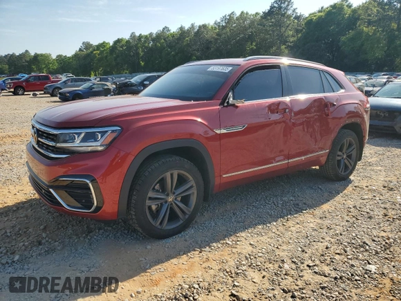 2021 Volkswagen Atlas SE with VIN 1V2PE2CA6MC229995, listed as a Copart auction lot 53197635 with 61,998 mi miles and Salvage title. Bid and sale history available at DreamBid. Image 1.