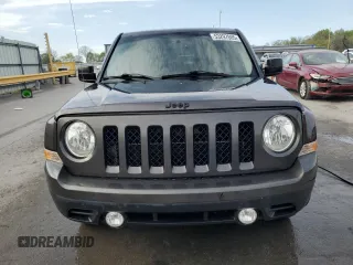2015 Jeep Patriot Altitude Edition with VIN 1C4NJPBA2FD210652, listed as a Copart auction lot 53297605 with 142,759 mi miles and Salvage Title. Bid and sale history available at carsss.com. Image 5.