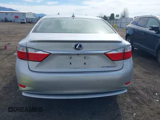 2013 Lexus ES 300h with VIN JTHBW1GG5D2012539, listed as a IAAI auction lot 41893892 with 47,999 mi miles and . Bid and sale history available at DreamBid. Image 16.