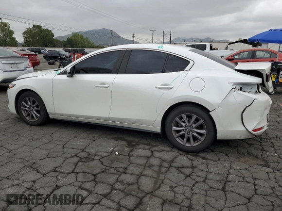 2022 Mazda 3 S с VIN 3MZBPAAL1NM305494, выставлен на аукционе Copart как лот 53742405 с пробегом 41 282 миль миль и Списание • Salvage title. История ставок и продаж доступна на DreamBid. Изображение 2.