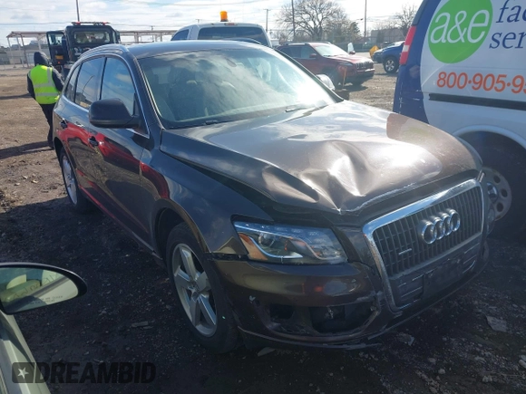 2012 Audi Q5 2.0T Premium Plus with VIN WA1LFAFP5CA042596, listed as a IAAI auction lot 41997482 with 146,053 mi miles. Bid and sale history available at carsss.com. Image 1.