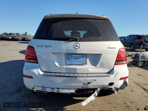 2015 Mercedes-Benz GLK 350 with VIN WDCGG8JB9FG435277, listed as a Copart auction lot 75062284 with 111,867 mi miles and Salvage Title. Bid and sale history available at DreamBid. Image 6.