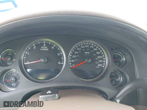 2008 Chevrolet Suburban 3LT z VIN 3GNFC16078G113201, wystawiony jako IAAI lot #41600115 z przebiegiem 190 383 mil mil oraz . Historia ofert i sprzedaży dostępna na DreamBid. Obrazek 7.