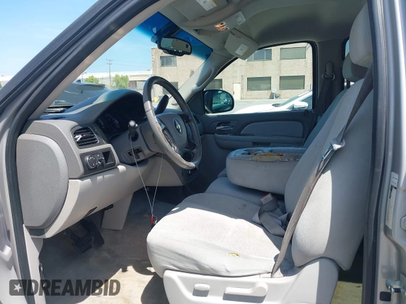 2007 Chevrolet Suburban LS with VIN 1GNFC16027J202168, listed as a IAAI auction lot 42100210 with Not Provided miles and . Bid and sale history available at DreamBid. Image 5.