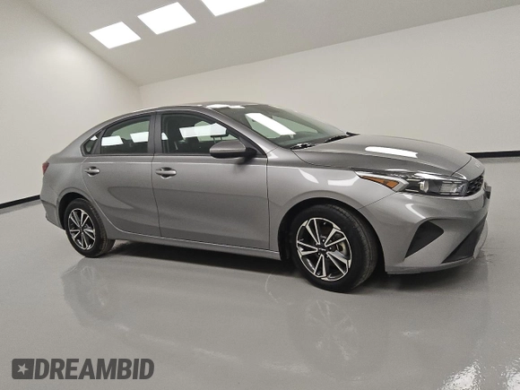 2024 Kia Forte LXS with VIN 3KPF24AD1RE809623, listed as a Copart auction lot 49382895 with 14,208 mi miles and Clean Title. Bid and sale history available at carsss.com. Image 4.