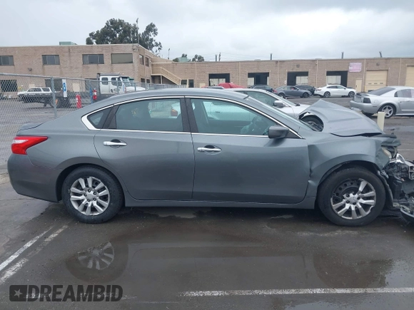 2016 Nissan Altima S with VIN 1N4AL3AP0GN329616, listed as a IAAI auction lot 41795725 with Not Provided miles and . Bid and sale history available at carsss.com. Image 13.