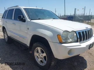 2005 Jeep Grand Cherokee Limited with VIN 1J8HR58265C551947, listed as a IAAI auction lot 41851248 with 205,230 mi miles. Bid and sale history available at carsss.com. Image 1.