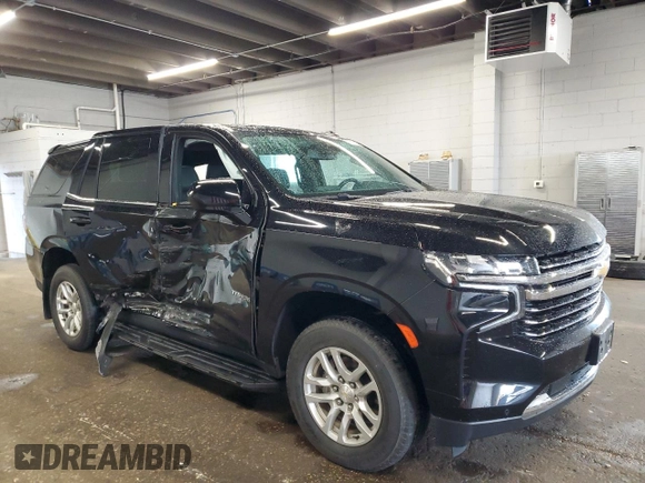 2022 Chevrolet Tahoe LT z VIN 1GNSKNKD0NR196614, wystawiony jako Copart lot #57806285 z przebiegiem 25 706 mil mil oraz Szkoda całkowita • Salvage title. Historia ofert i sprzedaży dostępna na DreamBid. Obrazek 4.